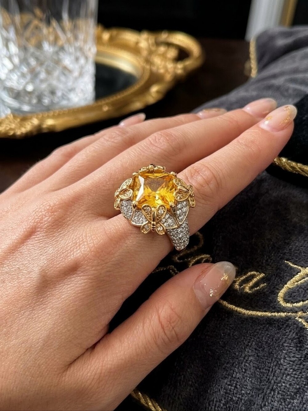 Vintage Y2K Butterfly Cocktail Ring | 14K Gold Citrine Swarovski Crystals - Picture 3 of 6